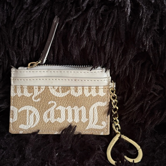Juicy Couture Beige and White Card Holder - Picture 4 of 12